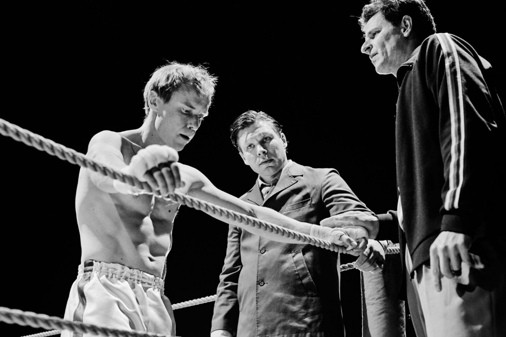 кадр из фильма Самый счастливый день в жизни Олли Маки