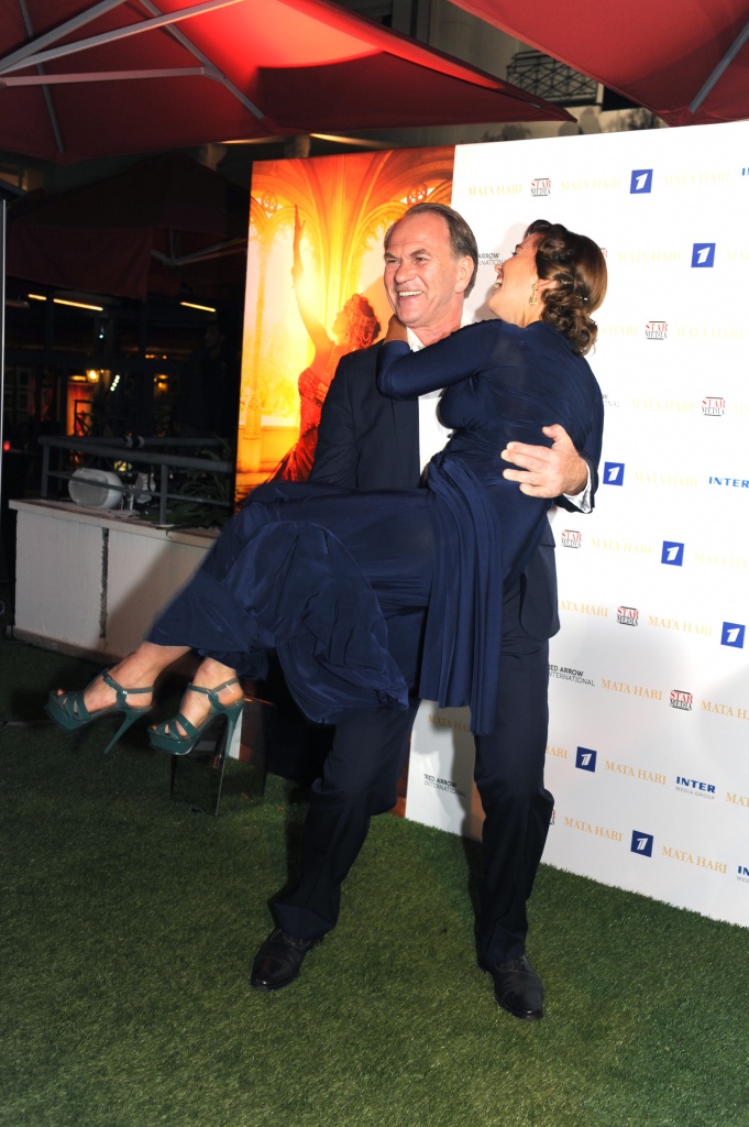 медиарынок MIPCOM 2016, премьера сериала Мата Хари, актеры Ваина Джоканте и Алексей Гуськов