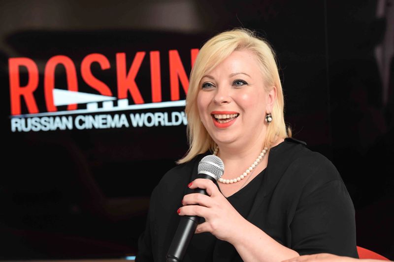 Российский павильон на 69-м Каннском кинофестивале, презентация проектов готовых для копродукции, продюсер Анастасия Перова