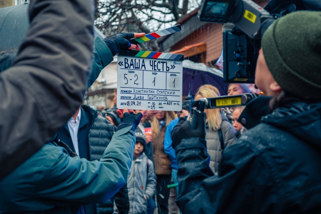 На съемках сериала Ваша честь На съемках сериала Ваша честь