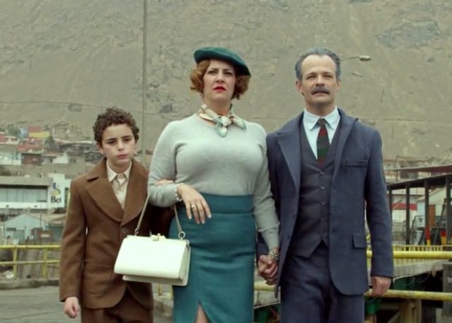 кадр из фильма "Танец реальности"