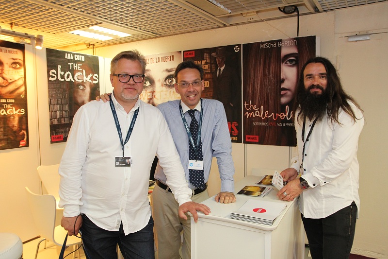 кинорынок Marche du Film, объединенный стенд Russian Cinema,  Михаил Стенин, Джос Мэган, Валерий Переверзев