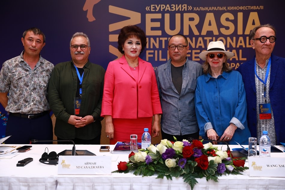 XIV Международный кинофестиваль Евразия, пресс-конференция жюри основного конкурса