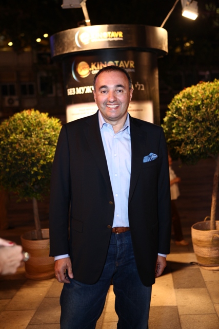 Открытие фестиваля YES Кинотавр в Тель-Авиве, продюсер Александр Роднянский