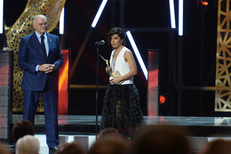 вручение премии Золотой орел, режиссер и продюсер Анна Меликян (Лучший фильм - Про любовь)