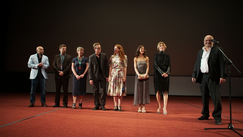 37 Московский кинофестиваль, премьера фильма "Милый Ханс, дорогой Петр", режиссер Александр Миндадзе представляет съемочную группу картины