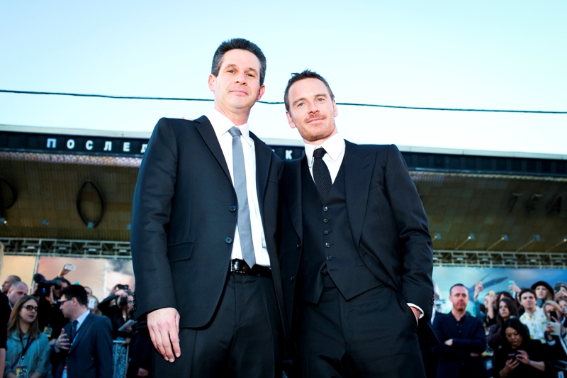 Российская премьера фильма "Люди Икс: Дни минувшего будущего", сценарист Саймон Кинберг и актер Майкл Фассбендер