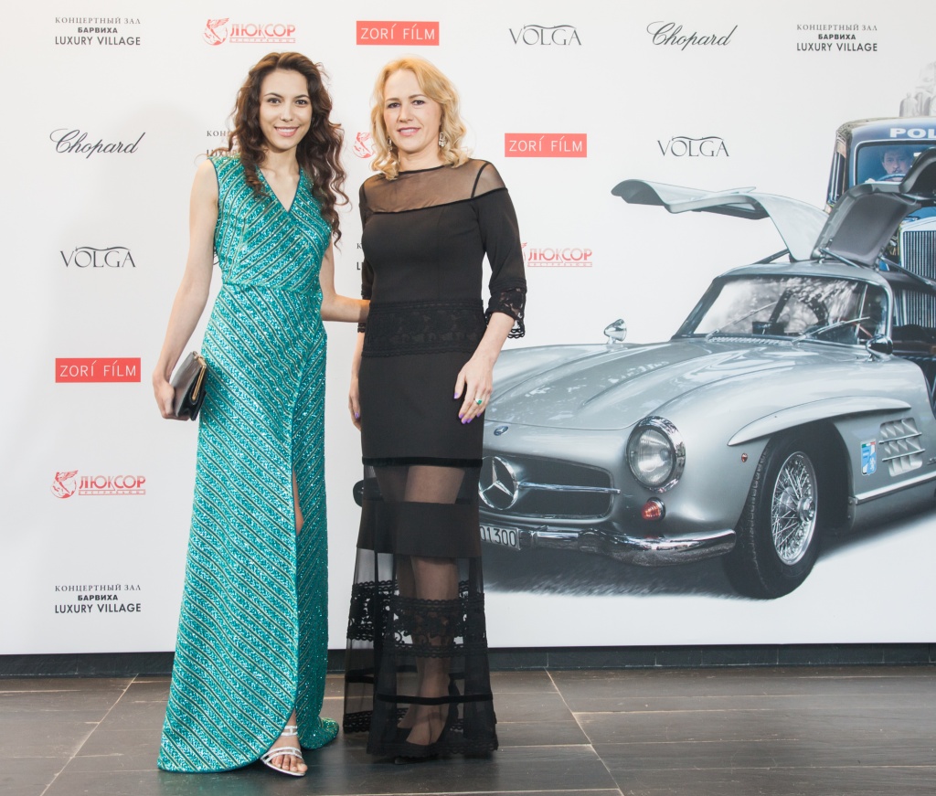 премьера фильма Гонки по-итальянски, актриса Людмила Бикмуллина и продюсер Ульяна Ковалева