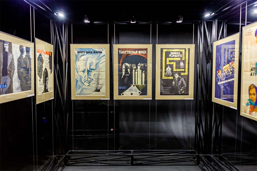 Постеры к фильмам в архиве Госфильмофонда Постеры к фильмам в архиве Госфильмофонда