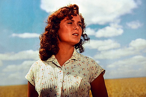 Кадр из фильма "Первый эшелон"