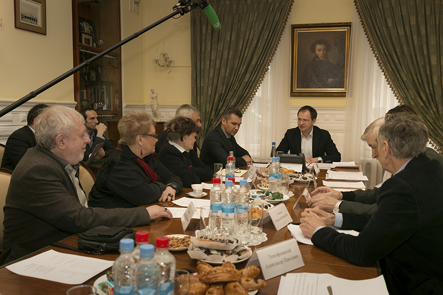 встреча министра культуры Владимира Мединского с руководством и художниками Союзмультфильма