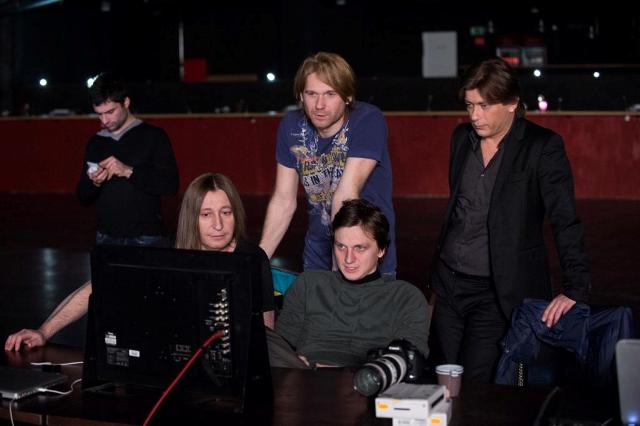 на съемках клипа на песню &laquo;Молитва&raquo;, ставшую саундтреком к фильму &laquo;МЕТРО&raquo;