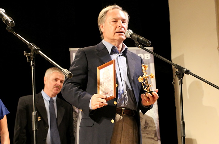 ХII международный фестиваль военного кино имени Ю.Н.Озерова, открытие, Приз за вклад в развитие военного кино Родиону Нахапетову