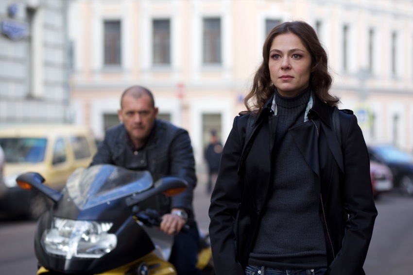 кадр из сериала Измены