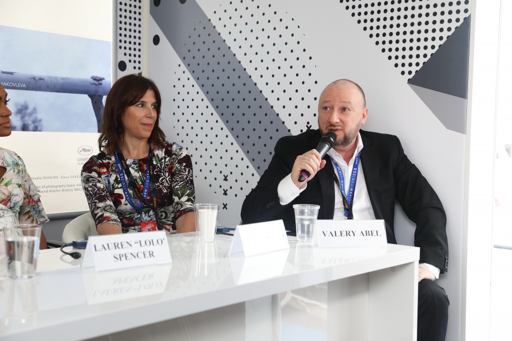 Пресс-конференция Give Me Liberty, Валерий Абель