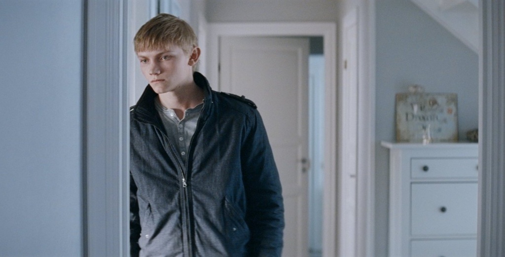 кадр из фильма Непрощенный