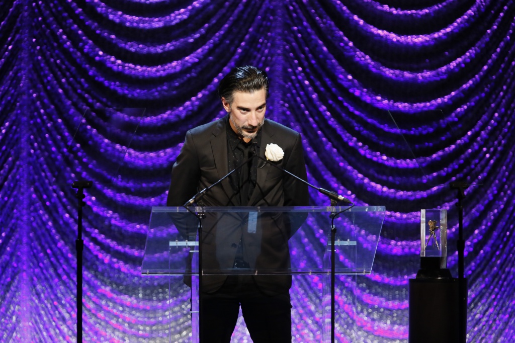 31-я церемония вручения премии Общества операторов Америки ASC Awards, лауреат награды ASC Spotlight Award оператор Горка Гомес Андре (фильм Чужой дом)