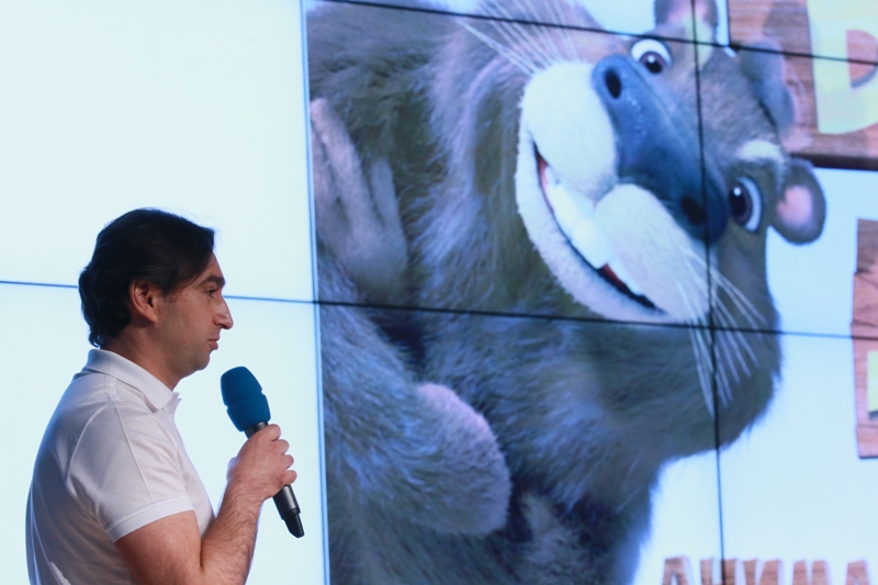 Питчинг Фонда кино, продюсер Роман Борисевич, представление проекта Кот и Бобер. Двойные неприятности