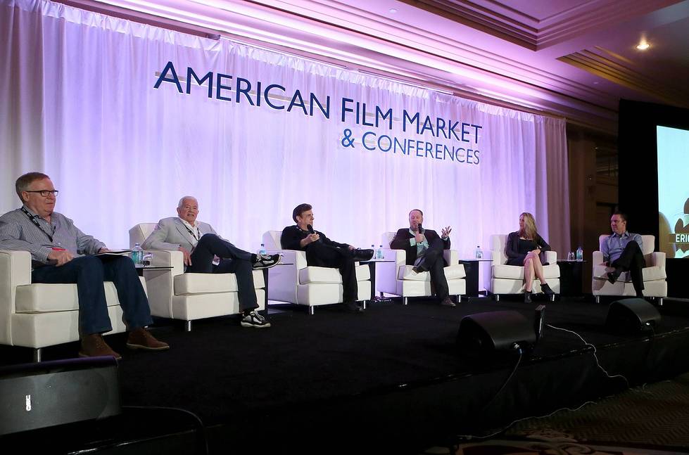 Американский кинорынок 2014 (AFM 2014), конференция по производству "Продюсирование фильмов для международной аудитории" Американский кинорынок 2014 (AFM 2014), конференция по производству "Продюсирование фильмов для международной аудитории"