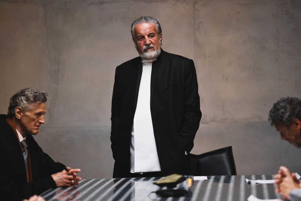 Съемки фантастического сериала Полдень