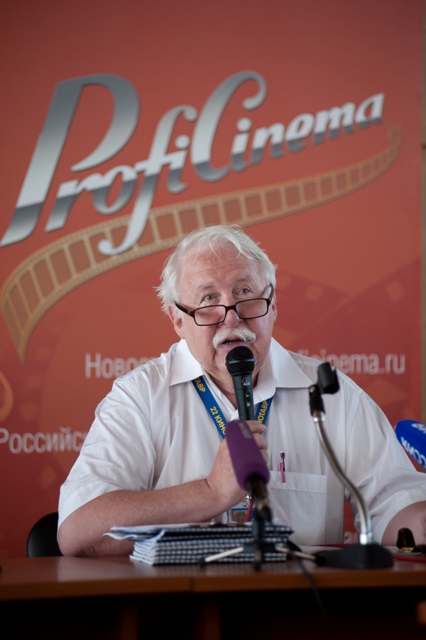 22 фестиваль «Кинотавр», 4-й Питчинг продюсерских проектов, режиссер Андрей Хржановский