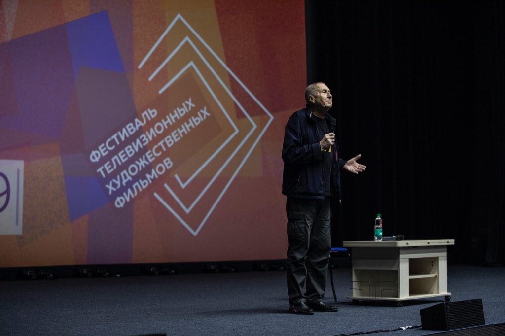  Андрей Смирнов