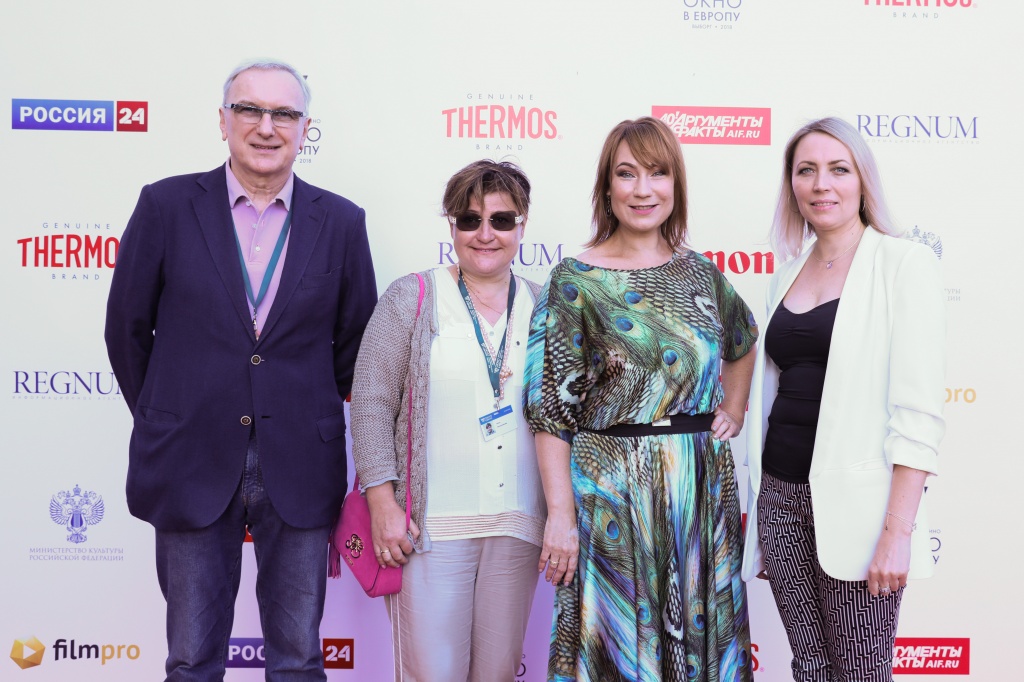 Премьера фильма "Гурвинек. Волшебная игра" в Выборге. Продюсер Сергей Зернов, режиссер Инна Евланникова, исполнительный продюсер Любовь Кузнецова и актриса Ольга Тумайкина