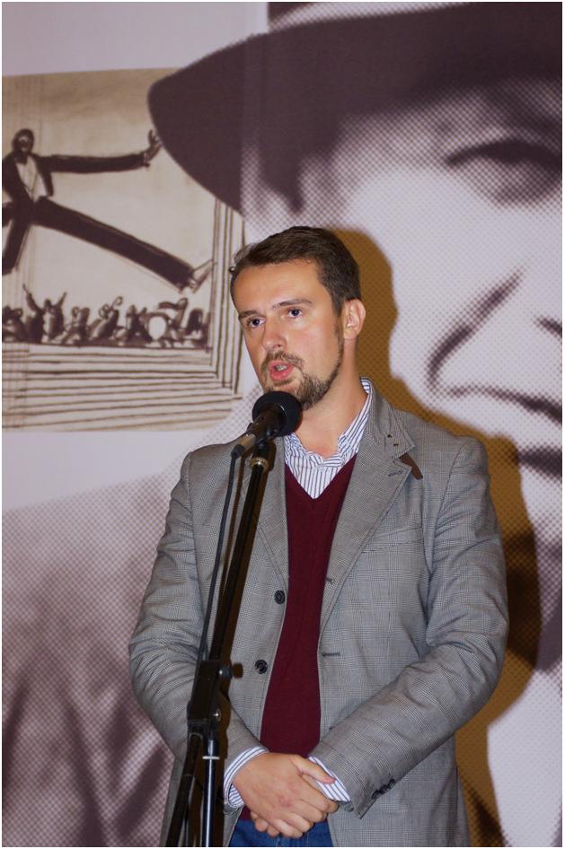 открытие выставки "Владимир Егоров: сто лет в кино", доцент кафедры "Промышленного дизайна" МГПХА имени С.Г. Строганова Антонио Вильчес-Ногерол