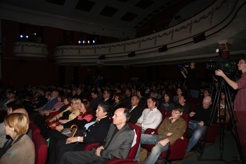 закрытие Х Международного благотворительного кинофестиваля "Лучезарный Ангел"