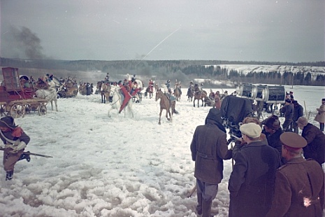 кадр из фильма "Гусарская баллада"