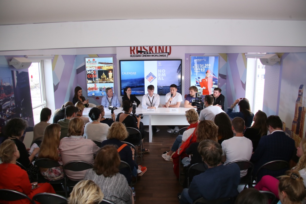 Российский павильон, пресс-конференция российских участников официальной программы 71-го Каннского международного кинофестиваля - короткометражных проектов