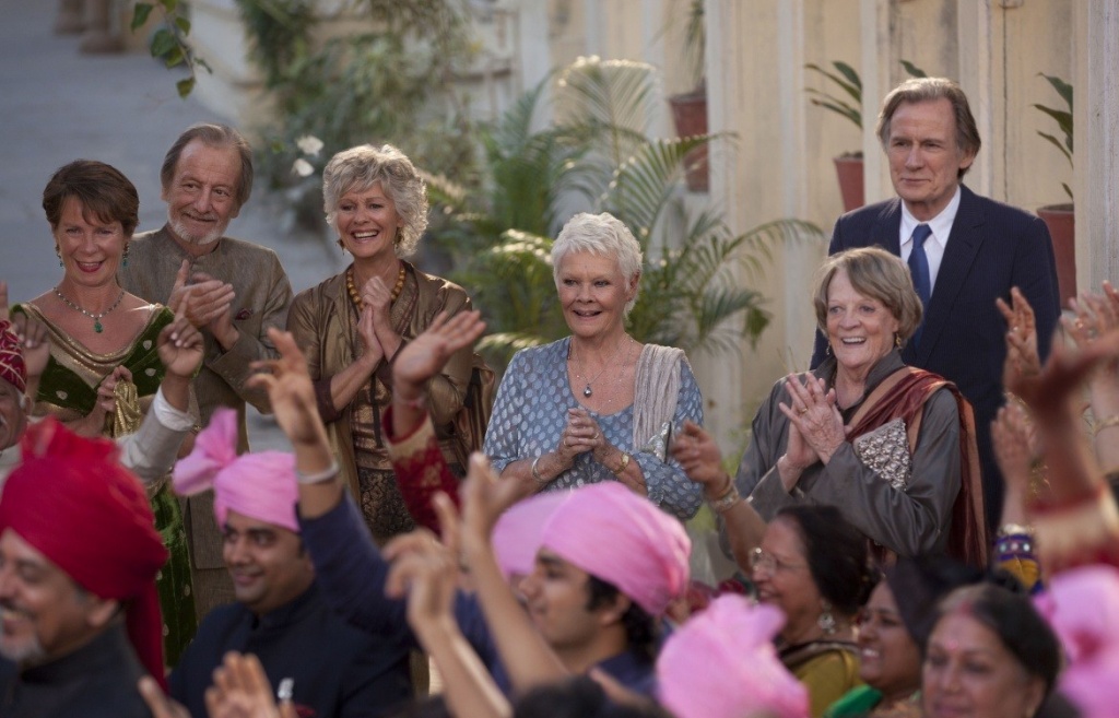 кадр из фильма "Отель Мэриголд: Заселение продолжается"