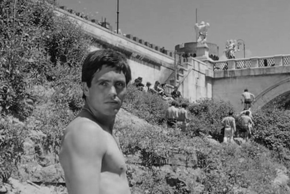 кадр из фильма Аккатоне