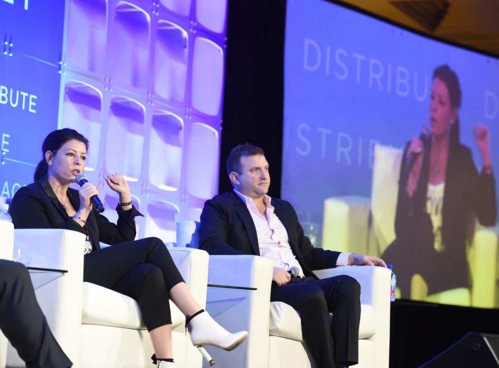 Конференция The Global Perspective, Арианна Фрейзер, Джон Фридберг Конференция The Global Perspective, Арианна Фрейзер, Джон Фридберг