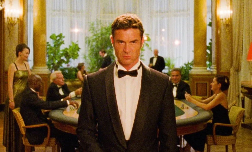 Кадр из фильма Отражение в мертвом алмазе / Reflection in a Dead Diamond