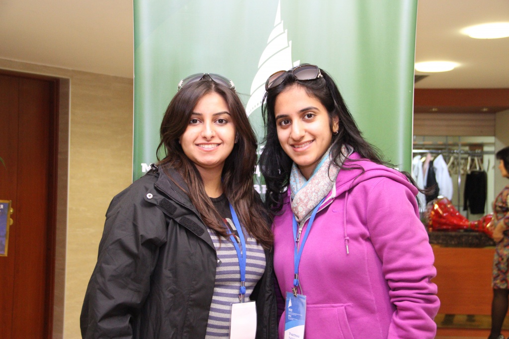 сценаристка Аиша Аль-Мукла и режиссер Нура Камал