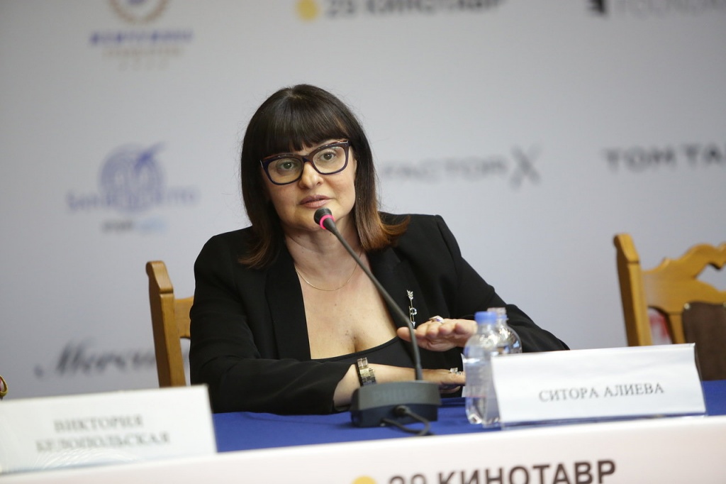 29 Кинотавр, финальный брифинг дирекции фестиваля, программный директор смотра Ситора Алиева
