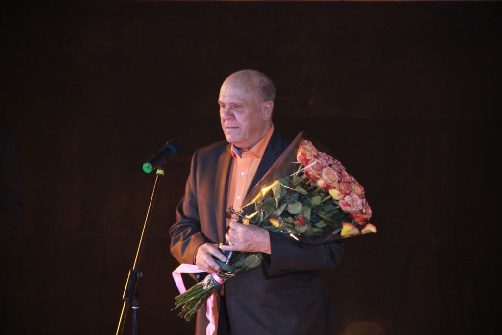 34 Международный студенческий фестивали ВГИК, открытие, режиссер Владимир Меньшов (приз "Признание поколения")