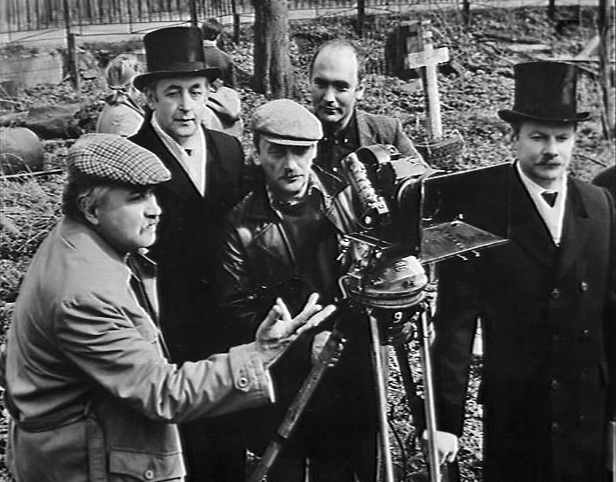 режиссер Игорь Масленников на съемках