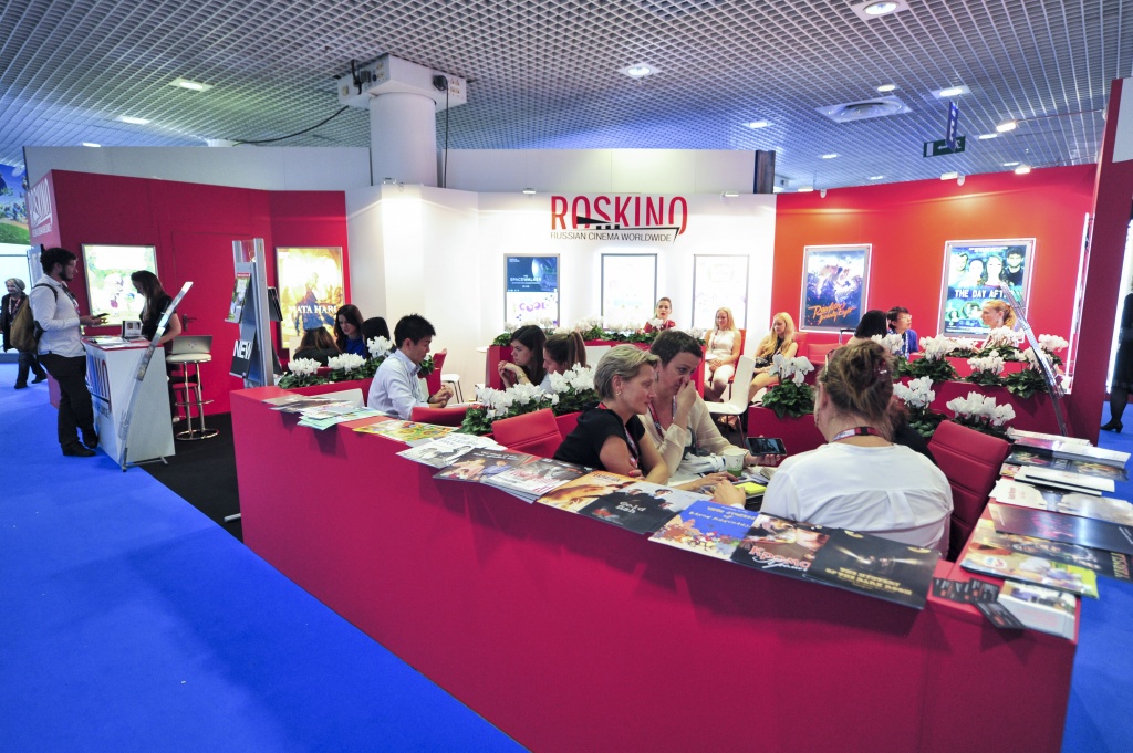 Международный рынок аудиовизуального контента MIPCOM 2016, работа на объединенном стенде ROSKINO – RUSSIAN CINEMA WORLDWIDE 