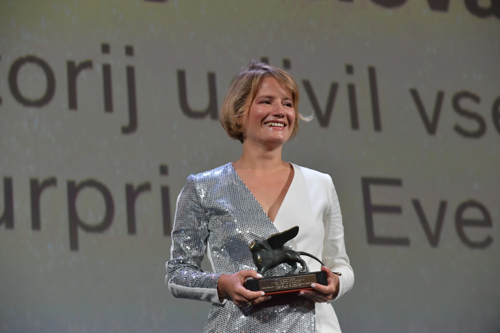 75 Венецианский международный кинофестиваль, специальный приз секции «Горизонты» лучшей актрисе - Наталья Кудряшова, «Человек, который удивил всех»