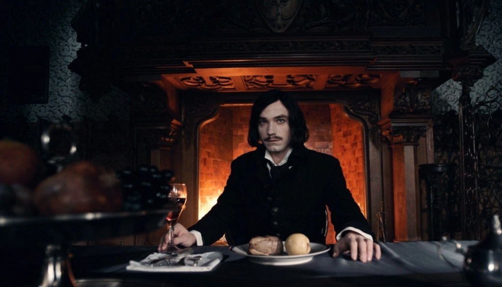 кадр из сериала Гоголь