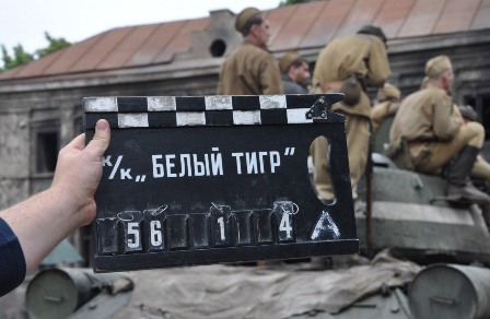 на съемках фильма "Белый тигр"