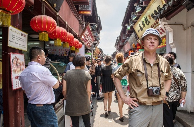 кадр из фильма "Гектор и поиски счастья"