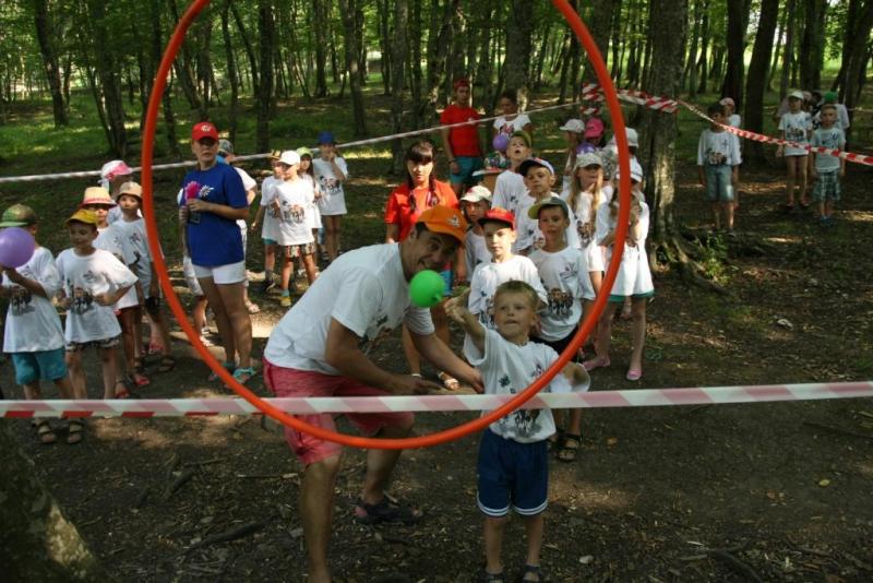 спортивно-приключенческая игра "Защитники" в "Орленке"