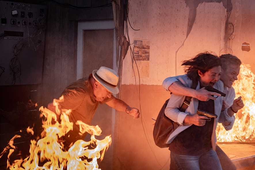 Кадр из сериала Ищейка 4