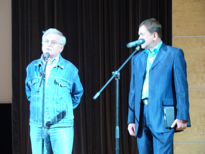 представление проекта "Охота жить", режиссер Сергей Никоненко, продюсер Юрий Бердников 
