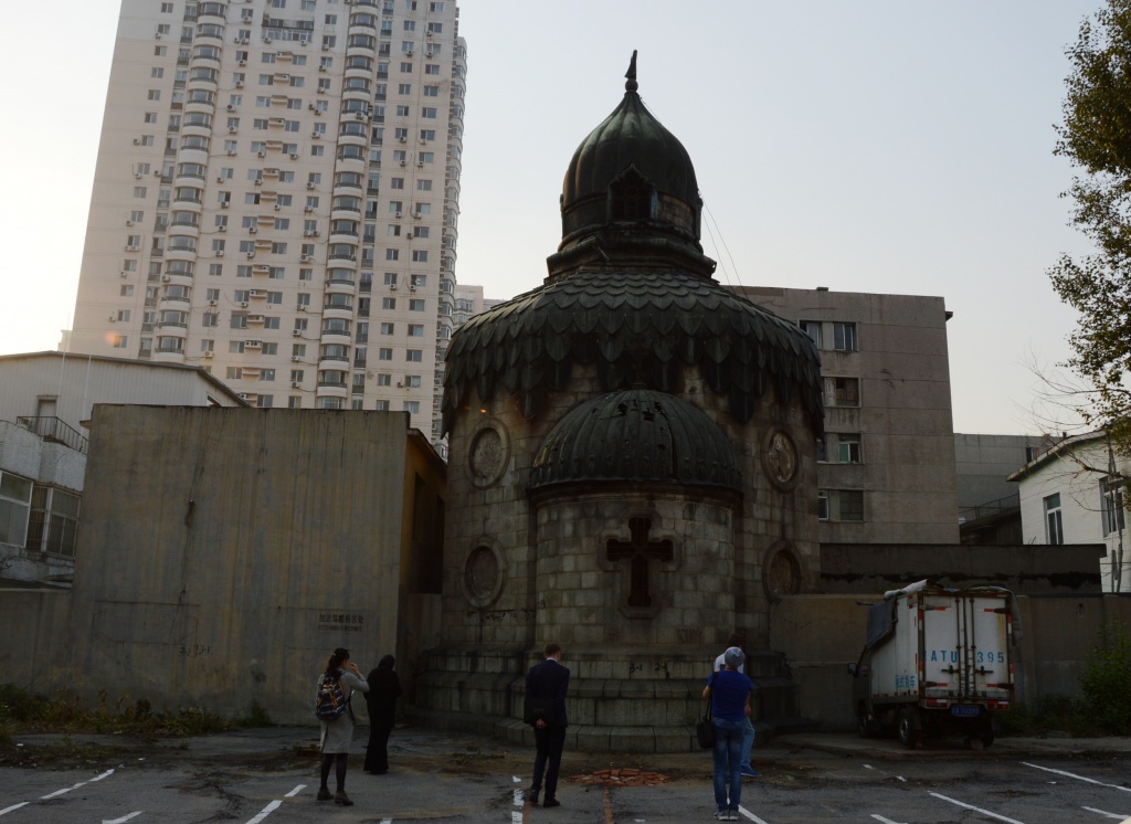 разрушенная часовня в Шэньяне