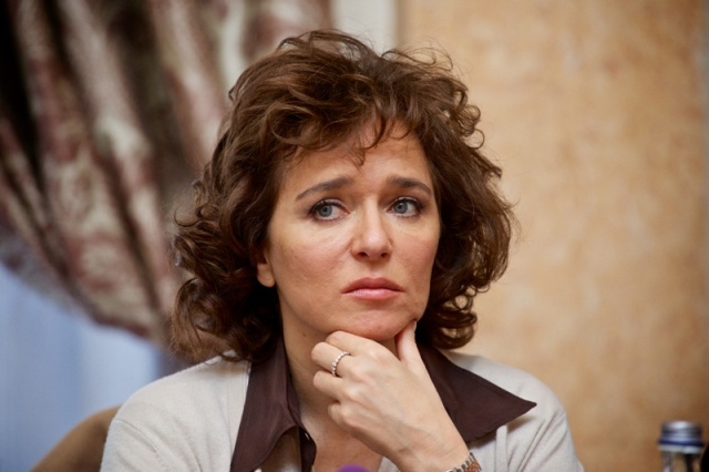 режиссер короткометражного фильма «Армандино и музей Madre» и фильма «Мед» Валерия Голино