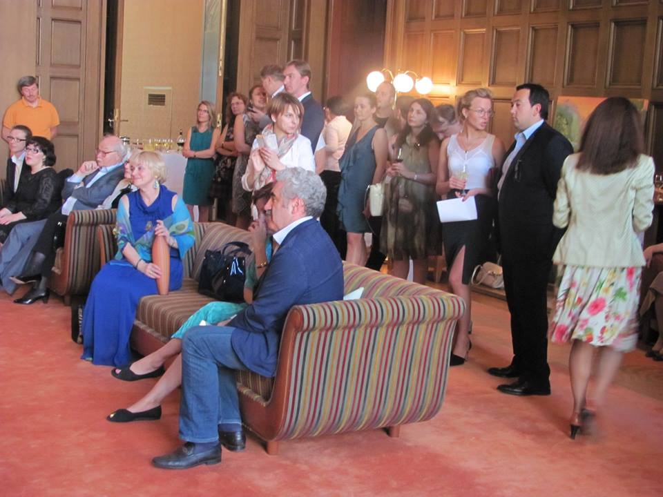 Вручение премии Asia Pacific Screen Awards 2013 создателям ленты &laquo;Ку! Кин-дза-дза&raquo;